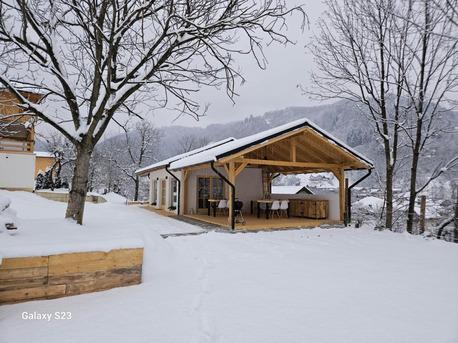 ホテル Casa Mara Vişeu de Sus エクステリア 写真