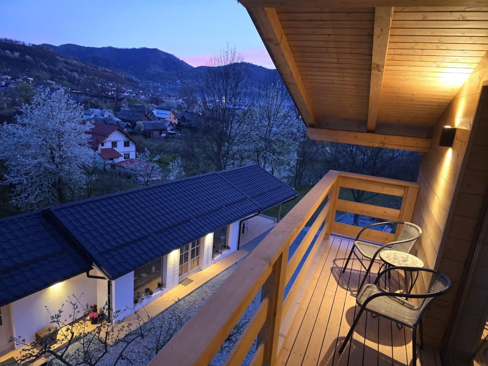 ホテル Casa Mara Vişeu de Sus エクステリア 写真